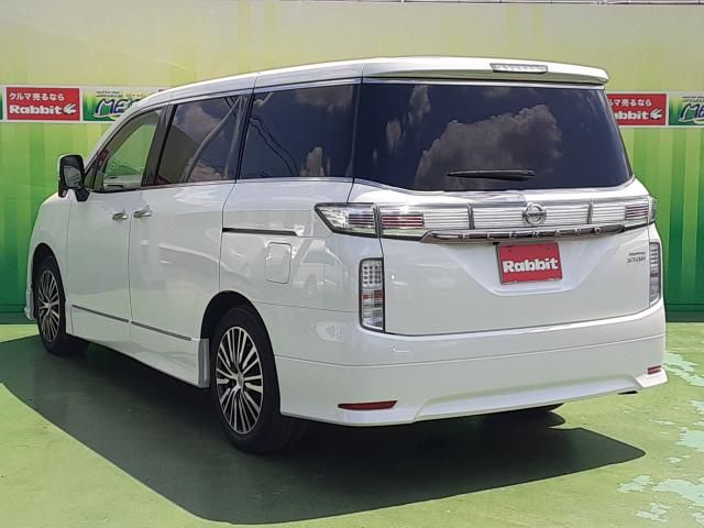 NISSAN ELGRAND 2018
