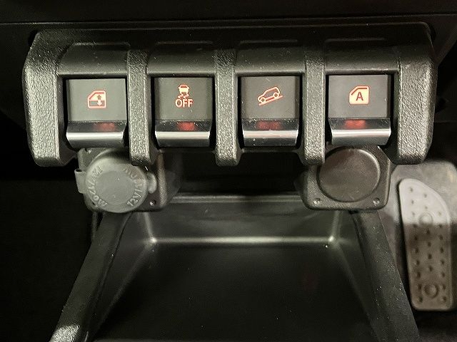 SUZUKI JIMNY 4WD 2023