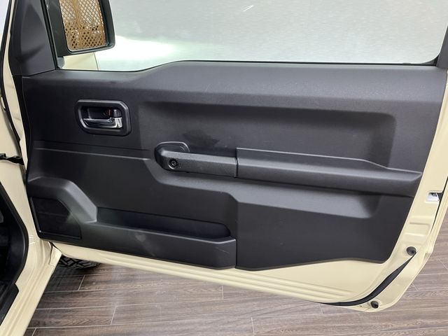 SUZUKI JIMNY 4WD 2023