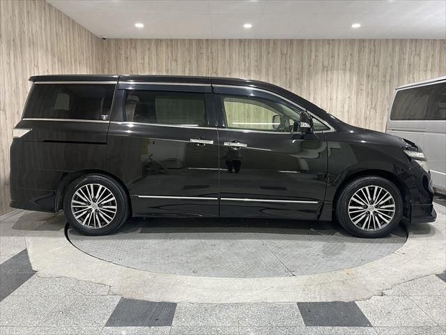 NISSAN ELGRAND 2014
