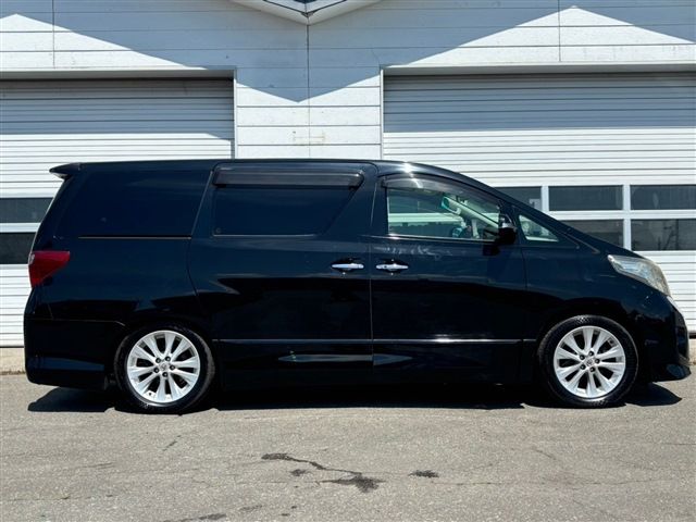 TOYOTA ALPHARD 4WD 2010