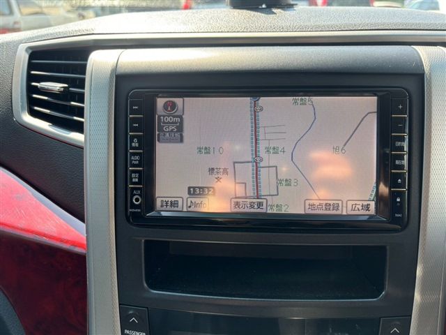 TOYOTA ALPHARD 4WD 2010