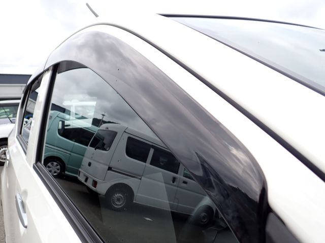 DAIHATSU MIRA e:S 2020