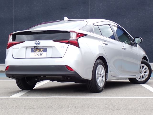 TOYOTA PRIUS 2020