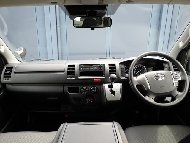 TOYOTA HIACE van 1.25t 2WD 2021