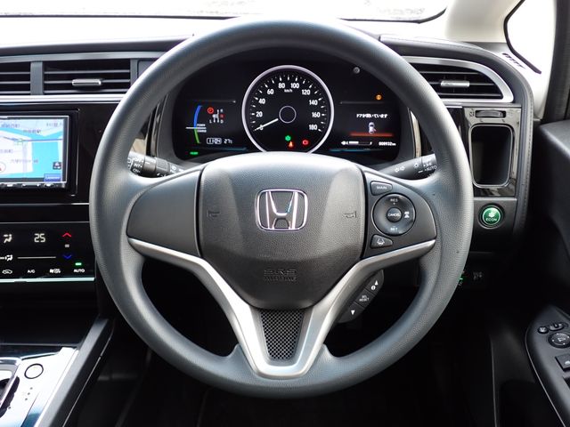 HONDA SHUTTLE HYBRID 2022