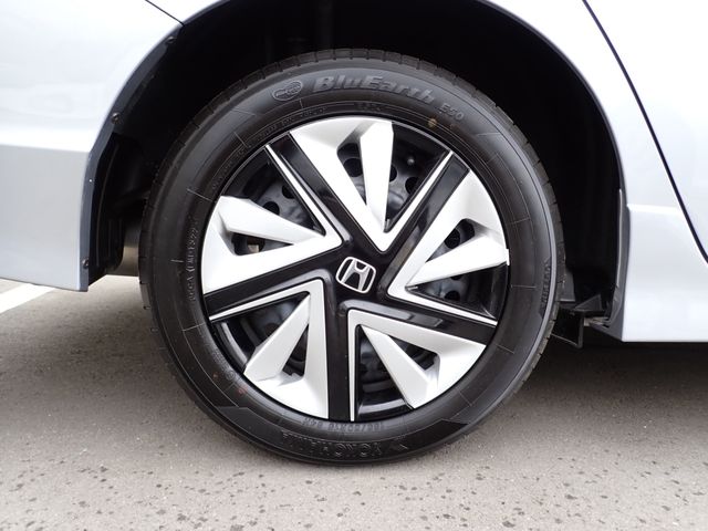 HONDA SHUTTLE HYBRID 2022