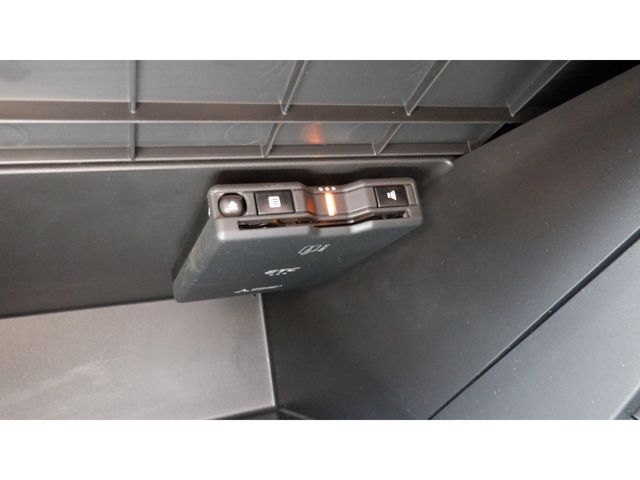 NISSAN NV150 AD 2WD 2020