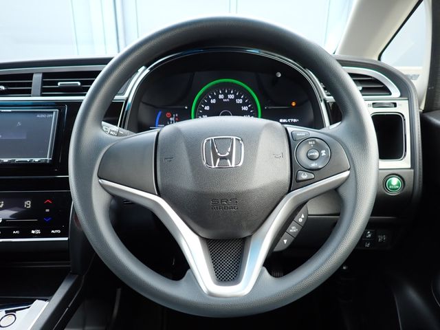 HONDA SHUTTLE HYBRID 2022