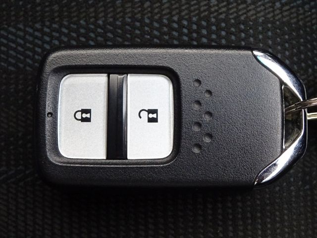 HONDA SHUTTLE HYBRID 2022