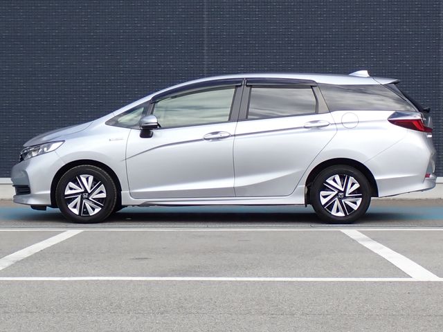 HONDA SHUTTLE HYBRID 2022