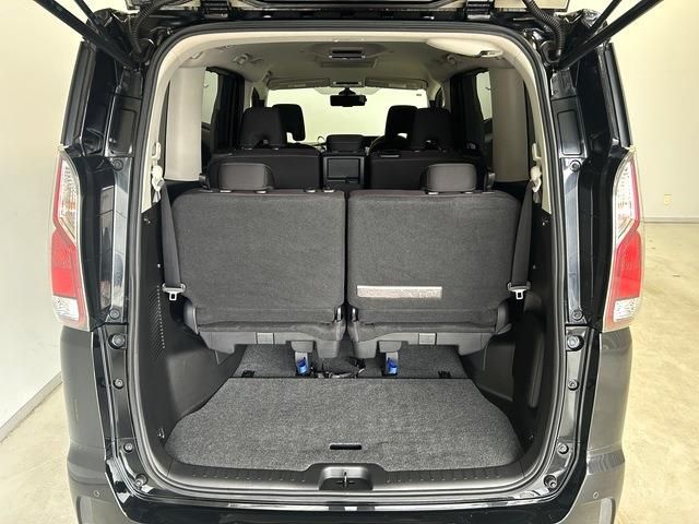 NISSAN SERENA  S-HYBRID 2018