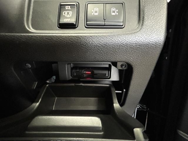 NISSAN SERENA  S-HYBRID 2018