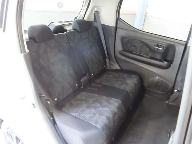 MITSUBISHI ek X EV 2023