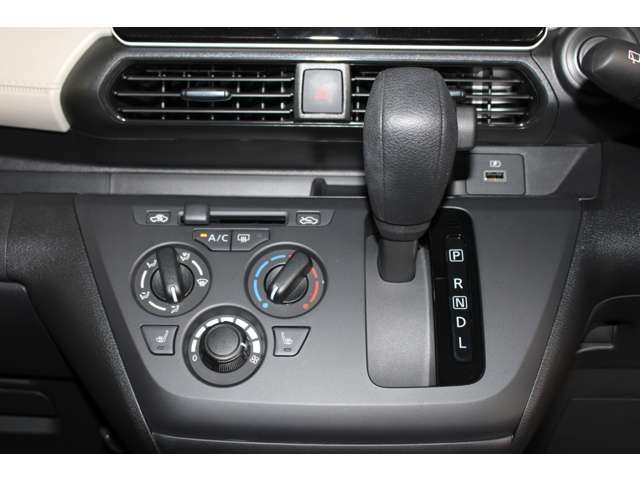 MITSUBISHI eK WAGON 2024