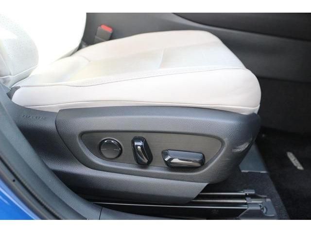 TOYOTA LEXUS UX250h AWD 2019