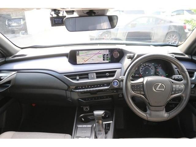 TOYOTA LEXUS UX250h AWD 2019