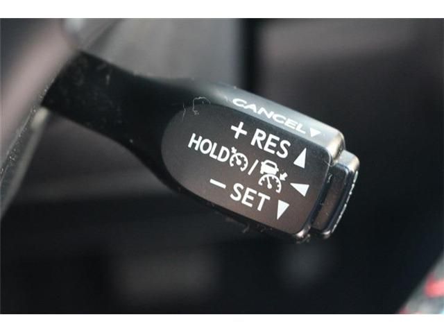 TOYOTA HARRIER 2WD 2017