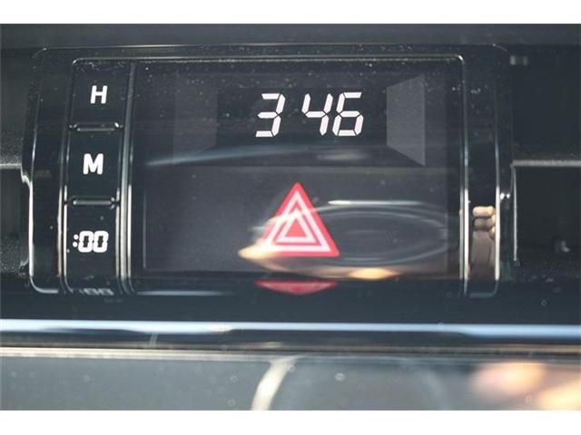 TOYOTA HARRIER 2WD 2017