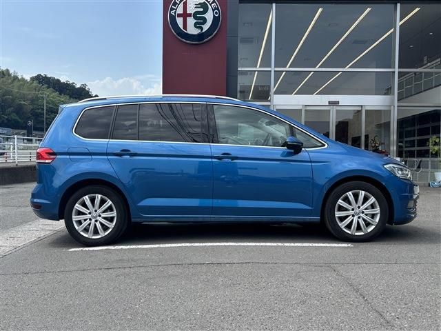 VOLKSWAGEN VOLKSWAGEN GOLF TOURAN 2019