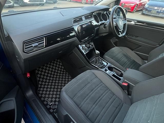 VOLKSWAGEN VOLKSWAGEN GOLF TOURAN 2019