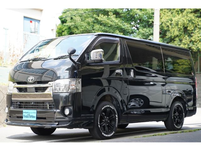TOYOTA HIACE van 4WD 2020