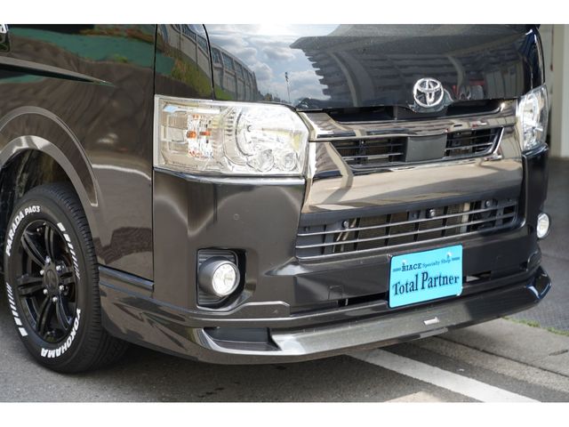 TOYOTA HIACE van 4WD 2020