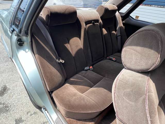 NISSAN GLORIA hardtop 1990