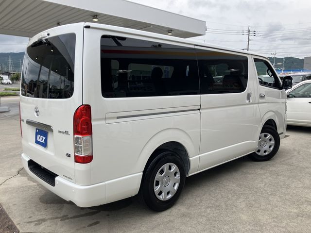 TOYOTA HIACE van 2WD 2025