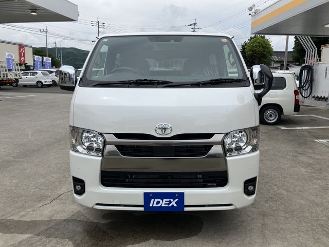 TOYOTA HIACE van 2WD 2025