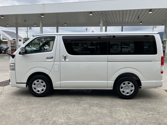 TOYOTA HIACE van 2WD 2025