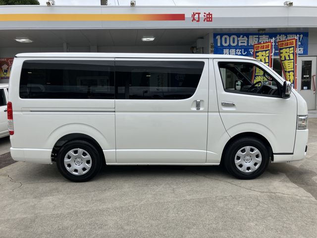 TOYOTA HIACE van 2WD 2025