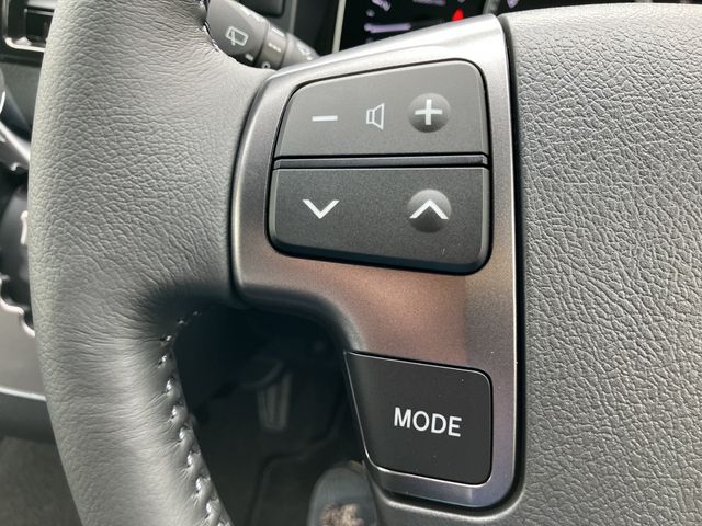 TOYOTA HIACE van 2WD 2025