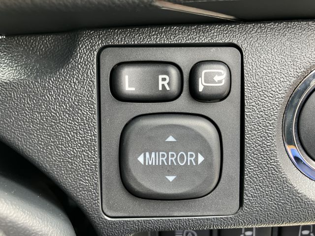 TOYOTA HIACE van 2WD 2025