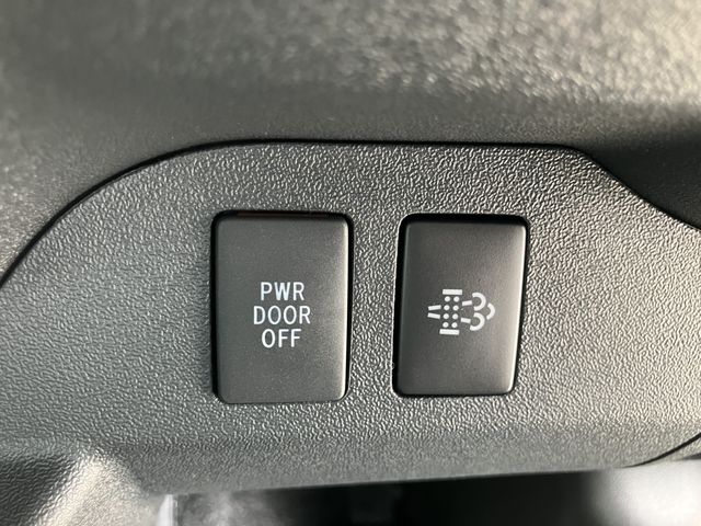 TOYOTA HIACE van 2WD 2025