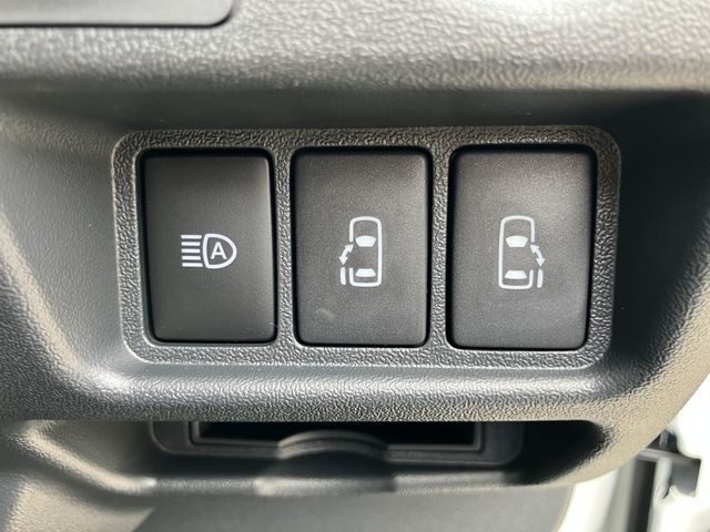 TOYOTA HIACE van 2WD 2025