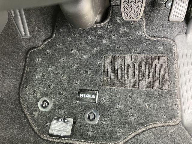 TOYOTA HIACE van 2WD 2025