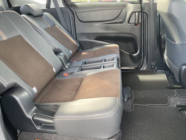 TOYOTA SIENTA 4WD 2019