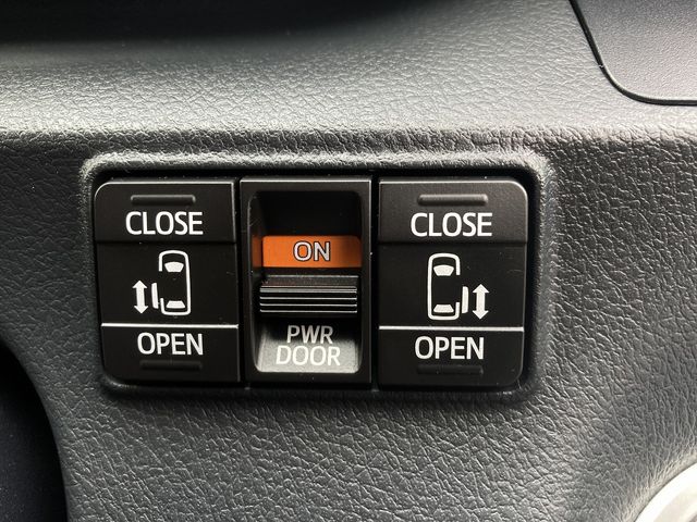 TOYOTA SIENTA 4WD 2019