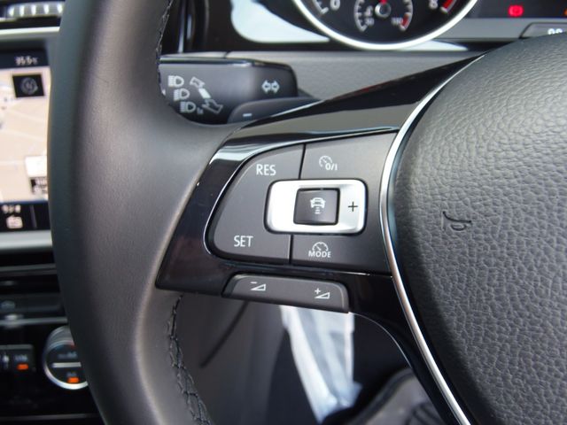 VOLKSWAGEN VOLKSWAGEN GOLF 2016