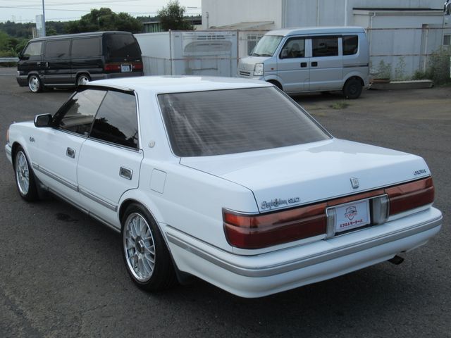 TOYOTA CROWN hardtop 1991