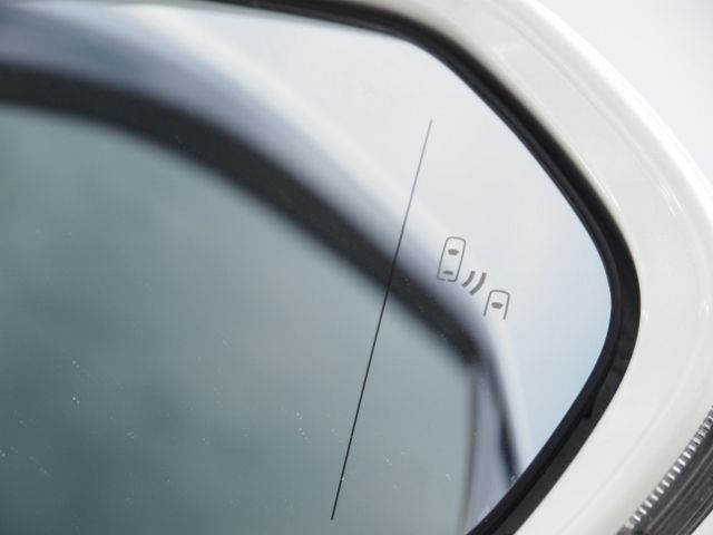 TOYOTA CROWN sedan hybrid 2022