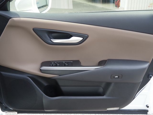 TOYOTA CROWN sedan hybrid 2022