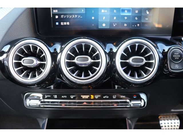 MERCEDES BENZ MERCEDES BENZ GLA class 2020