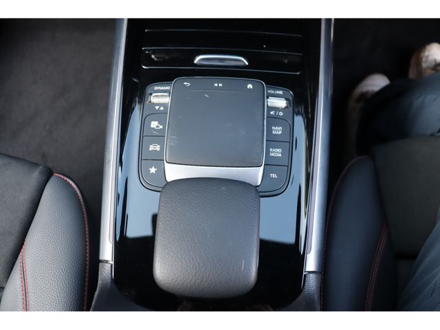 MERCEDES BENZ MERCEDES BENZ GLA class 2020