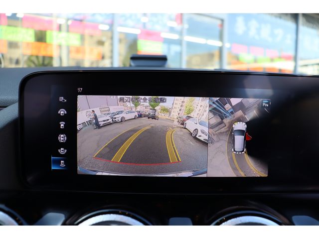 MERCEDES BENZ MERCEDES BENZ GLA class 2020