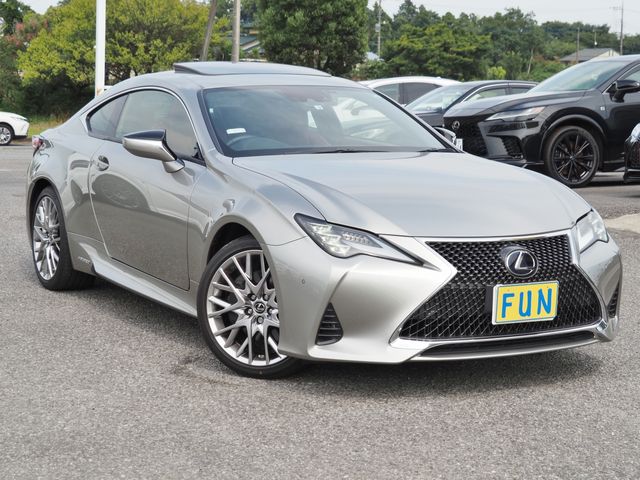 TOYOTA LEXUS RC300h 2022