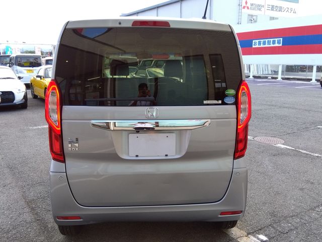 HONDA N BOX 2018