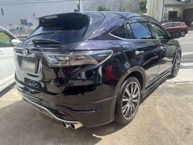 TOYOTA HARRIER HYBRID 2015