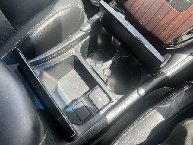 TOYOTA HARRIER HYBRID 2015